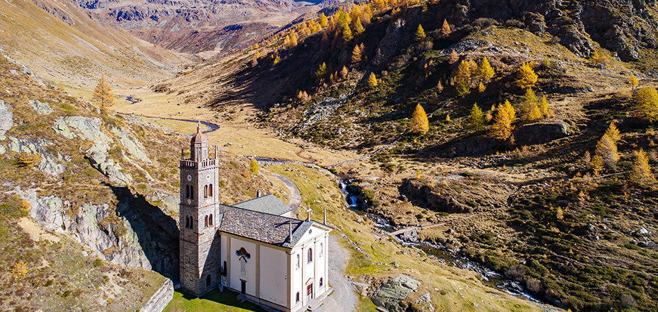 CAMINOS Y PEREGRINACIONES